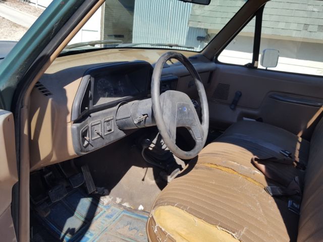 1987 Green Ford F-350 Standard Cab Pickup