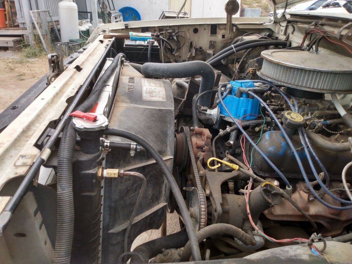 1987 White Ford F-250