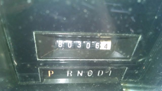 1987 Gray Lincoln Town Car 4 DOOR SEDAN