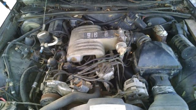 1987 Gray Lincoln Town Car 4 DOOR SEDAN