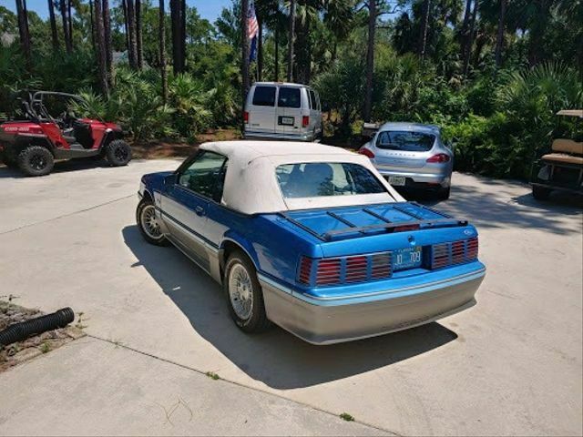 1987 Blue Ford Mustang --