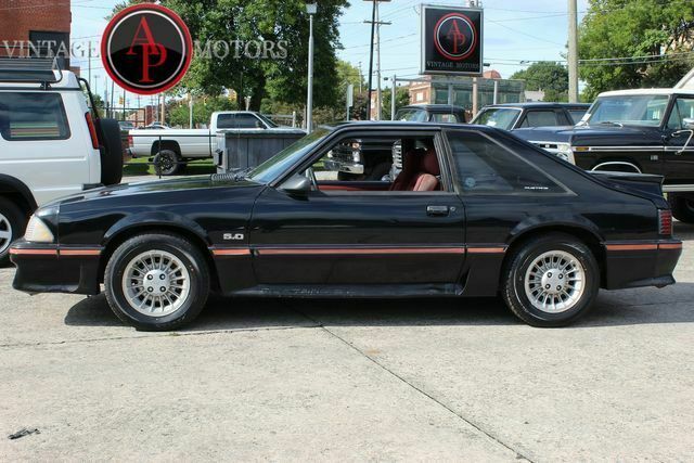 1987 Black Ford Mustang --