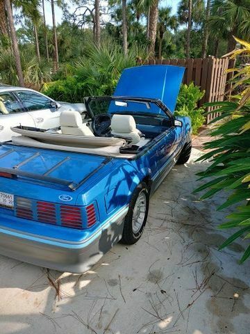 1987 Blue Ford Mustang --