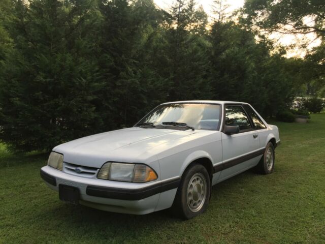 1987 Gray Ford Mustang Coupe