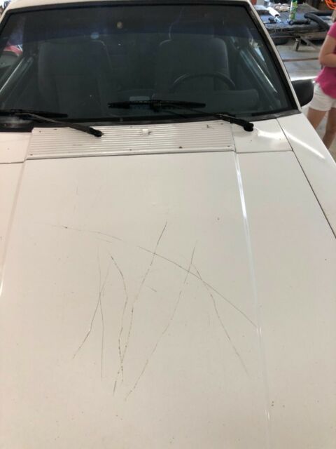 1987 White Ford Mustang Coupe