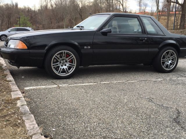 1987 Black Ford Mustang Coupe