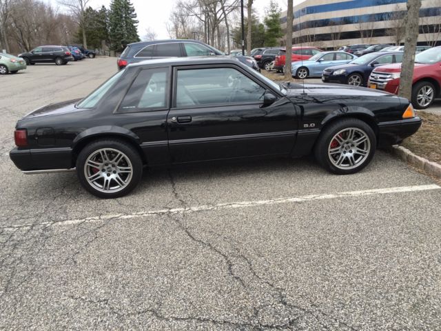 1987 Black Ford Mustang Coupe