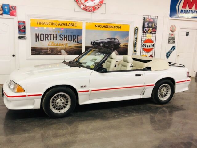 1987 White Ford Mustang Convertible