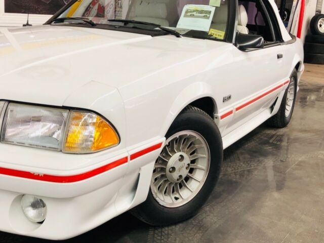 1987 White Ford Mustang Convertible