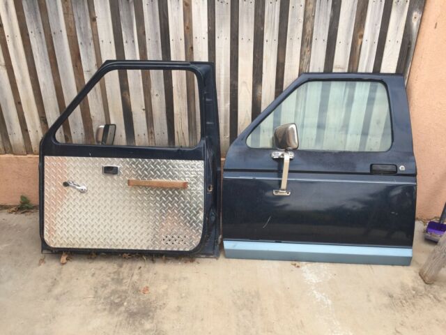 1987 Blue Ford Ranger Cab & Chassis