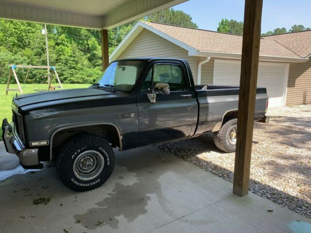 1987 Black Chevrolet C/K Pickup 1500 Standard Cab Pickup