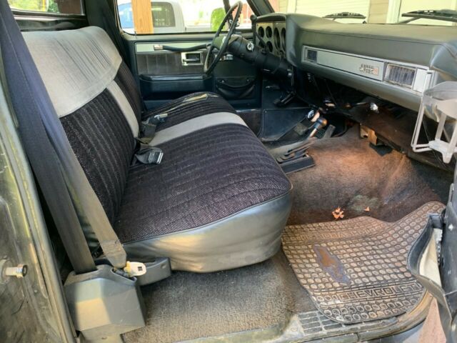 1987 Black Chevrolet C/K Pickup 1500 Standard Cab Pickup