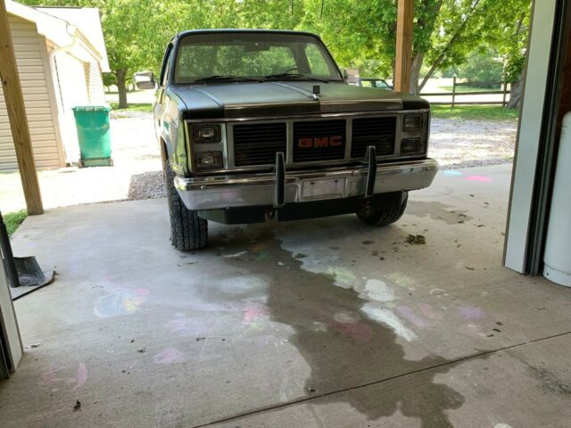 1987 Black Chevrolet C/K Pickup 1500 Standard Cab Pickup