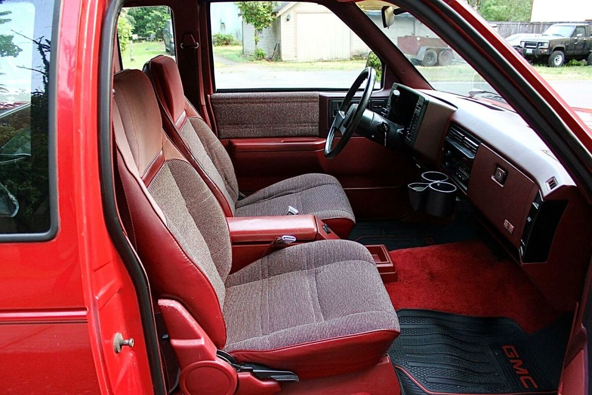 1987 Red GMC S15 Extended Cab Pickup