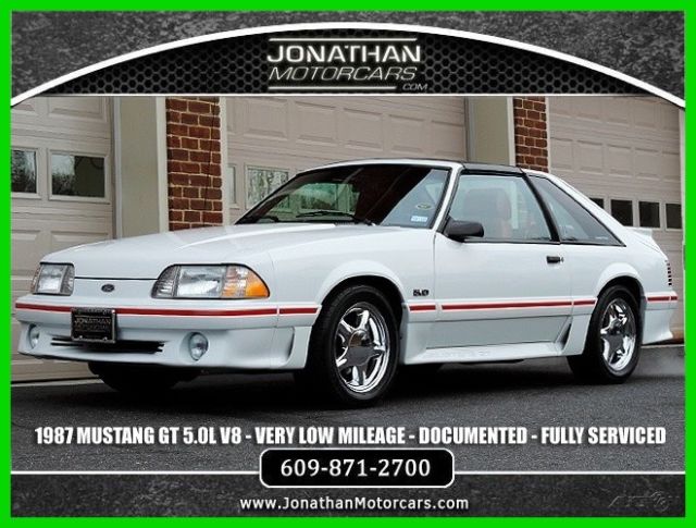 1987 White Ford Mustang Hatchback