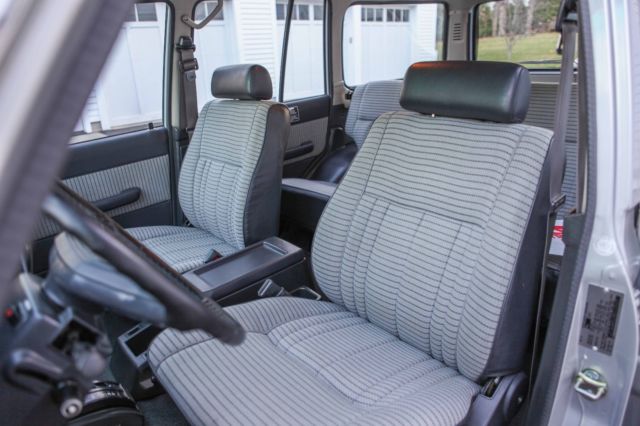 1987 Silver Toyota Land Cruiser Wagon