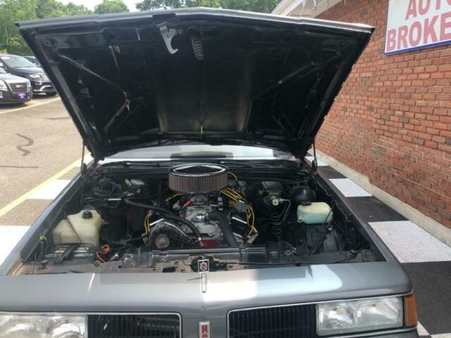 1987 Silver Oldsmobile 442 Coupe