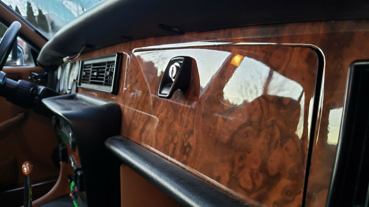 1987 Jaguar XJ6 Sedan