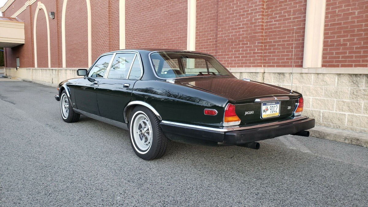 1987 Jaguar XJ6 Sedan