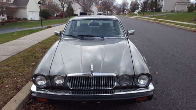 1987 Teal Jaguar XJ6 Sedan
