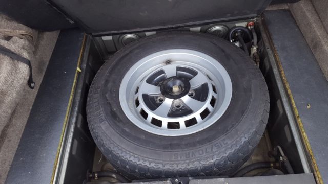 1987 Teal Jaguar XJ6 Sedan