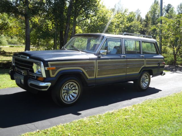 1987 Jeep Wagoneer Wagon