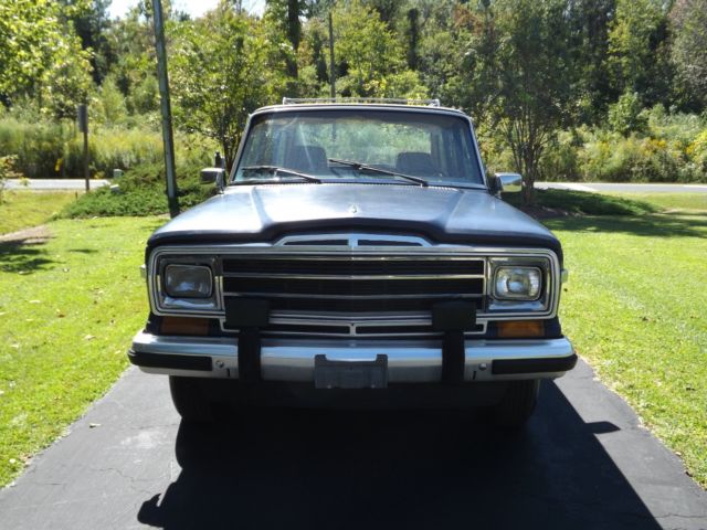 1987 Jeep Wagoneer Wagon