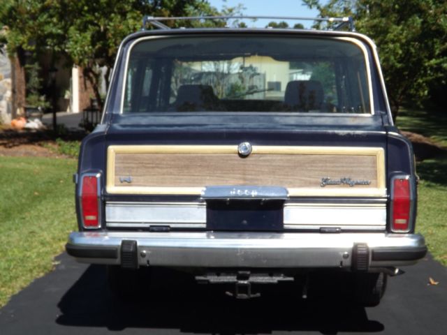 1987 Jeep Wagoneer Wagon