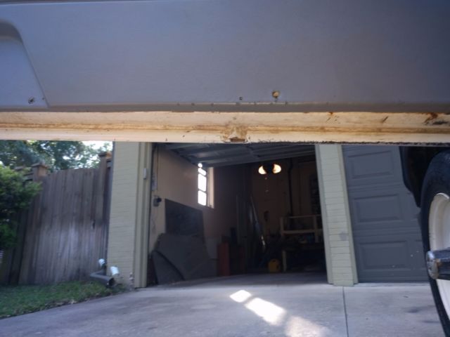 1987 White Land Rover Defender SUV