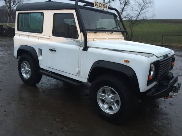 1987 white Land Rover Defender