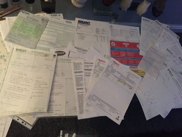 1987 white Land Rover Defender