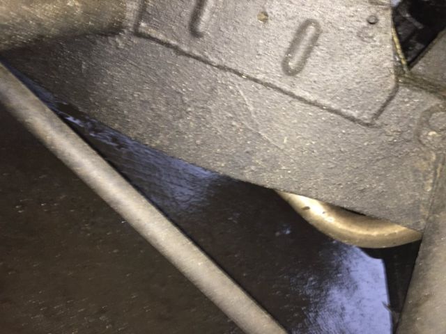 1987 white Land Rover Defender