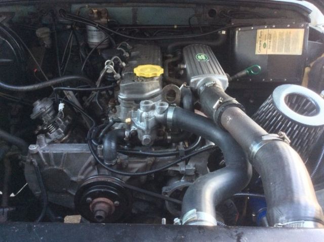 1987 white Land Rover Defender