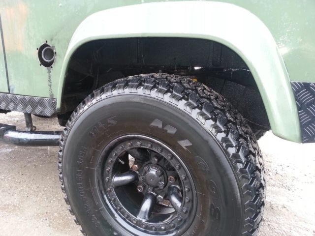 1987 Land Rover Defender