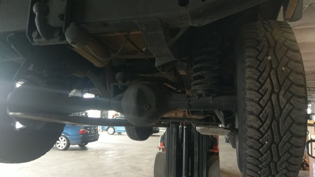 1900 Black Land Rover Defender SUV