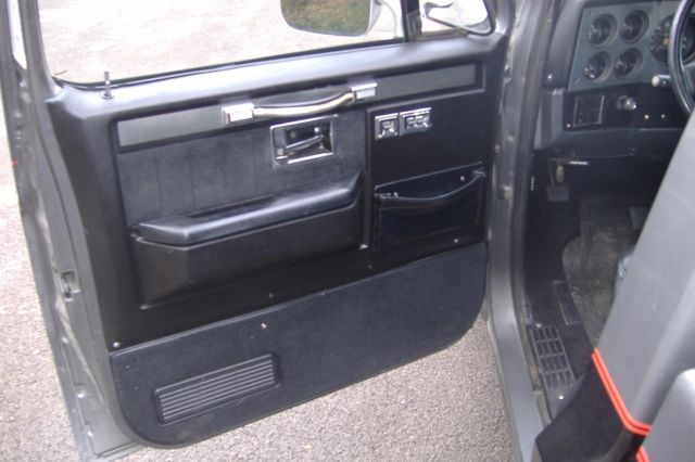 1987 Black Chevrolet C-10 Standard Cab Pickup