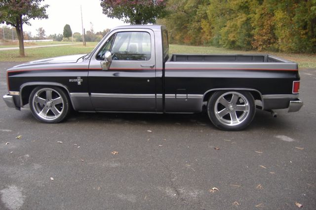 1987 Black Chevrolet C-10 Standard Cab Pickup