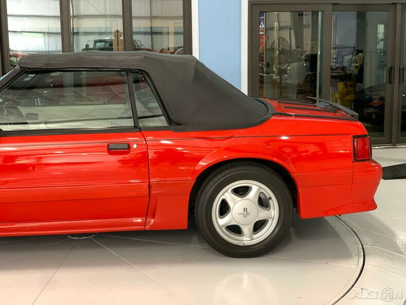 1987 Red Ford Mustang