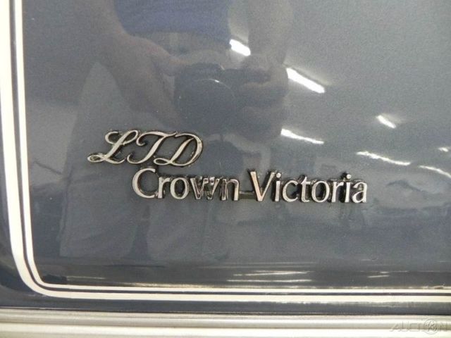 1987 Blue Ford Crown Victoria Sedan