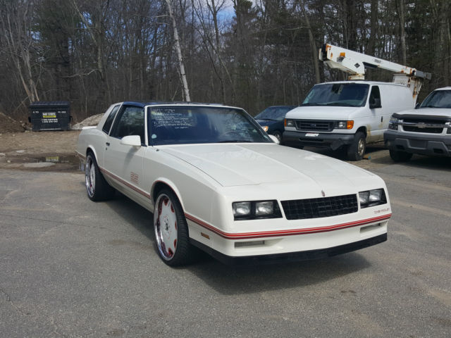 1987 WHITE Chevrolet Monte Carlo