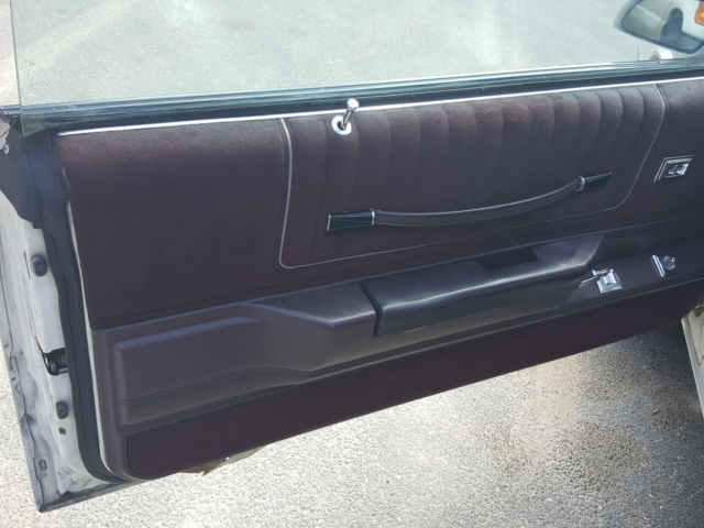 1987 WHITE Chevrolet Monte Carlo