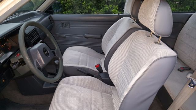 1987 White Mazda 323 Hatchback