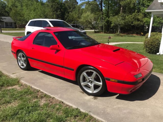 1987 Red Mazda RX-7 Coupe