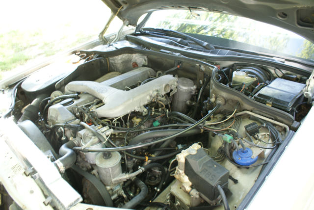 1987 SILVER #735 PAINT CODE Mercedes-Benz 300-Series SEDAN