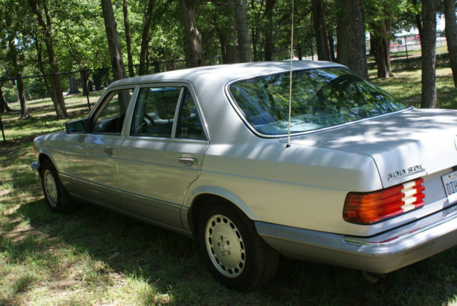 1987 SILVER #735 PAINT CODE Mercedes-Benz 300-Series SEDAN