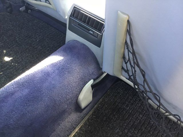 1987 BLACK Mercedes-Benz 300-Series Sedan