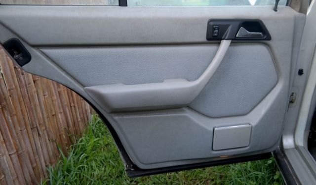 1987 Gray Mercedes-Benz 300-Series Sedan