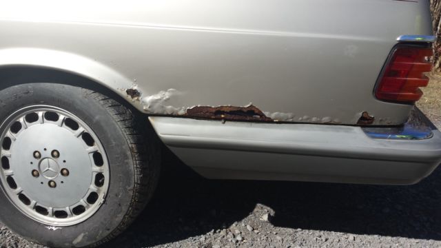 1987 Brown Mercedes-Benz 500-Series Coupe