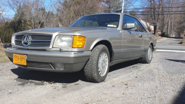 1987 Brown Mercedes-Benz 500-Series Coupe