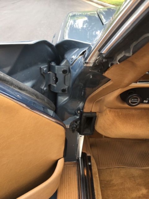 1987 Teal Mercedes-Benz SL-Class Convertible